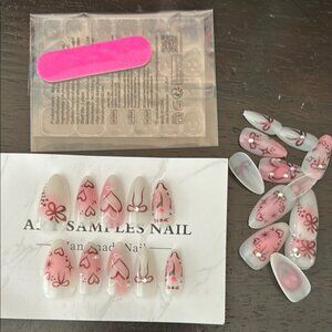 Pink and White Floral Nail Art Set